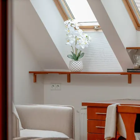 Apartament Nad Warta Z Parkingiem W Poznaniu By Renters ポズナン