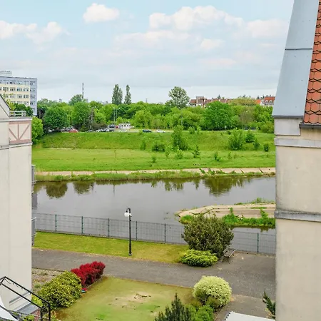 Apartament Nad Warta Z Parkingiem W Poznaniu By Renters アパート *